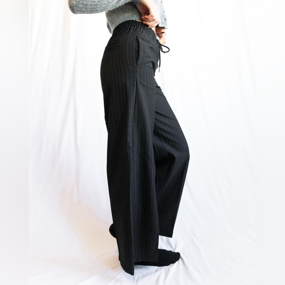 H&M Trousers - Picture 3 of 9